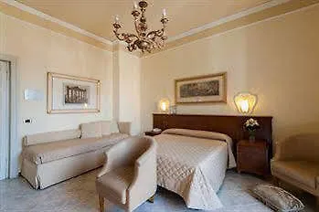 Szálloda Grand Du Park Et Regina 4*